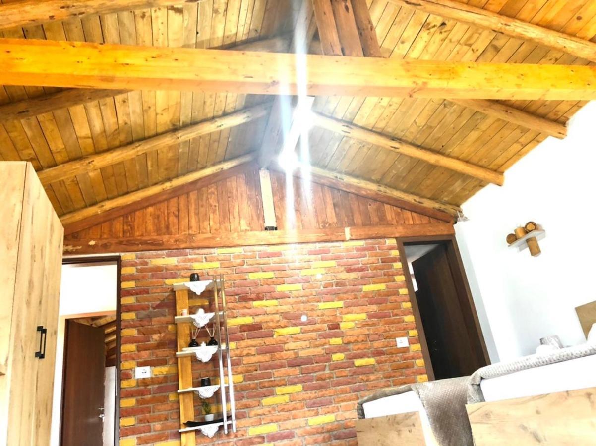 Appartamento Muzhaqi